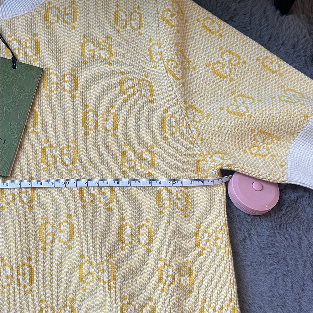 Gucci Yellow and White GG Knit Short Sleeve Dress
Size S - Picture 6 of 7